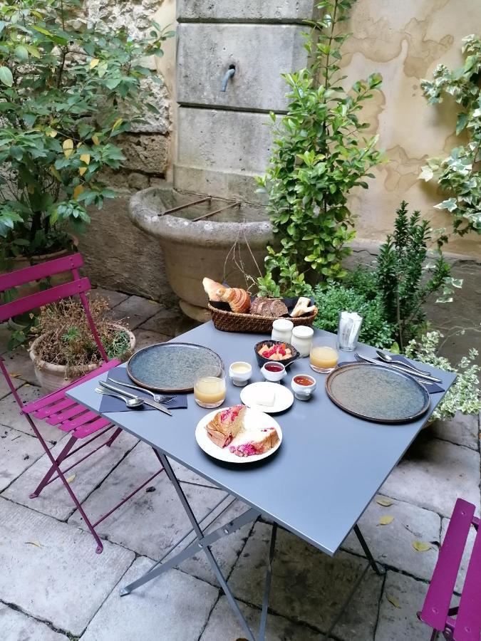 ホテル Le Patio グリニャン エクステリア 写真