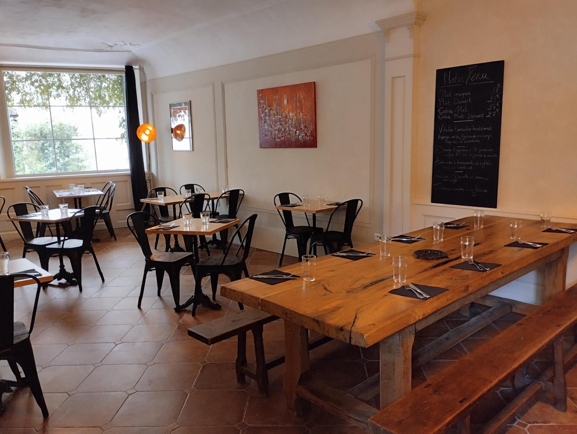 ホテル Le Patio グリニャン エクステリア 写真